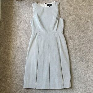 J.CREW Size 6 Fit and Flare Pleated Skirt Dress. Blue and white Stripe NWT